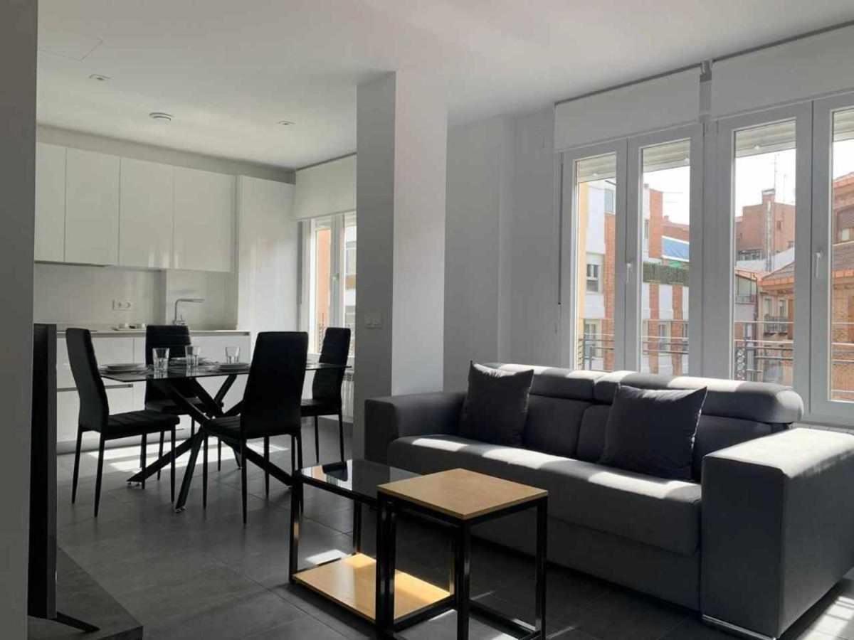 Ramon Y Cajal Suites De Luxe León Esterno foto