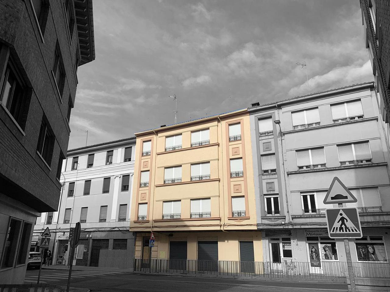 Ramon Y Cajal Suites De Luxe León Esterno foto