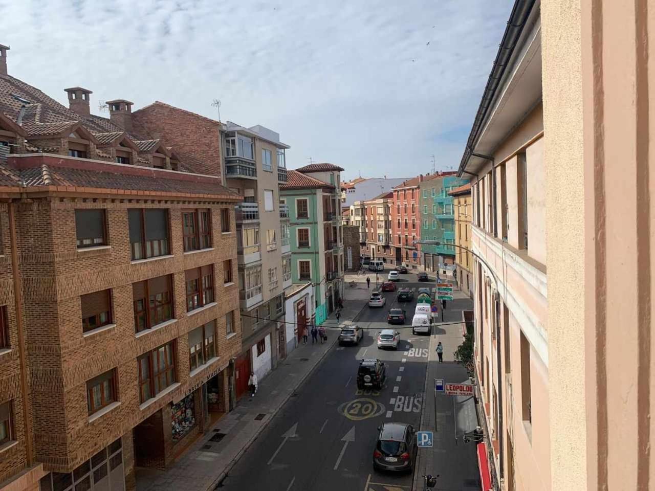 Ramon Y Cajal Suites De Luxe León Esterno foto